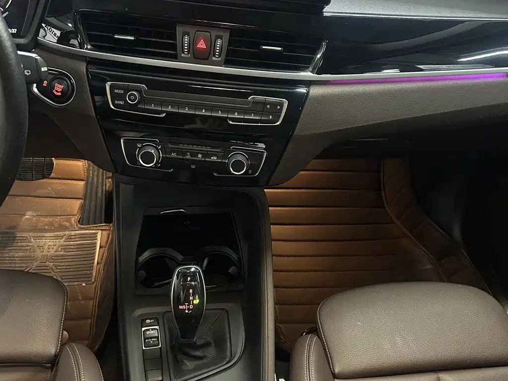 BMW X1 2022 — фото 13