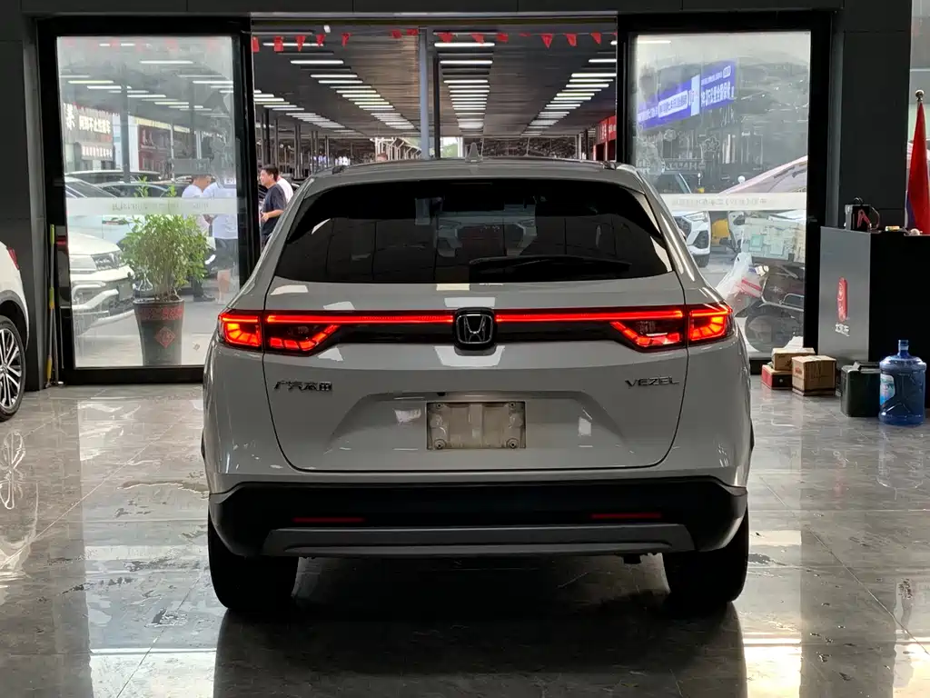 Honda Vezel 2023 — фото 15