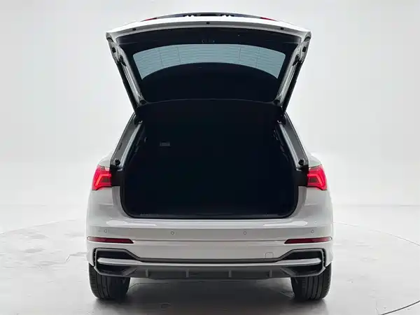 Audi Q3 2021