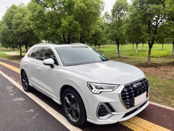 Audi Q3 2023