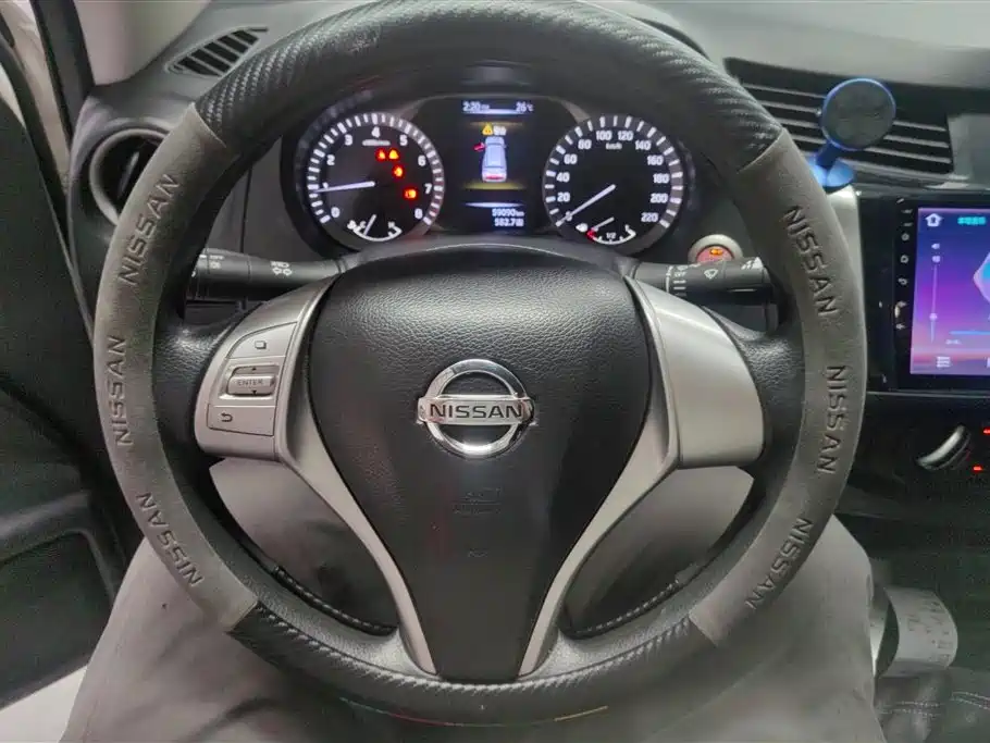 Nissan Terra 2022 — фото 15