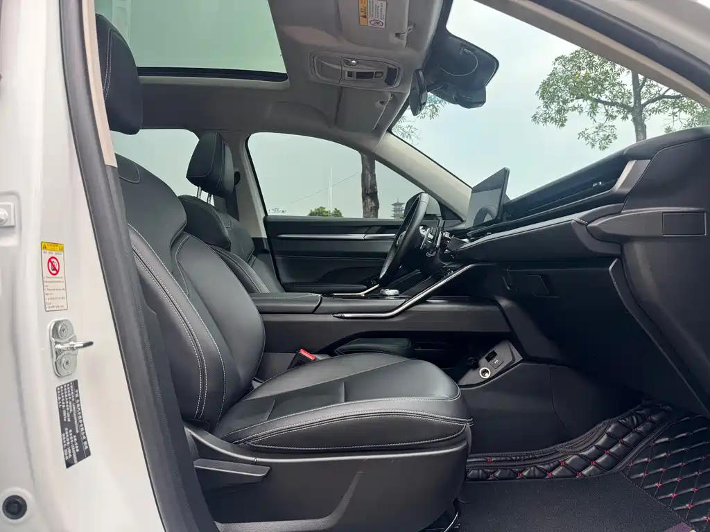 Haval H6 2023 — фото 12