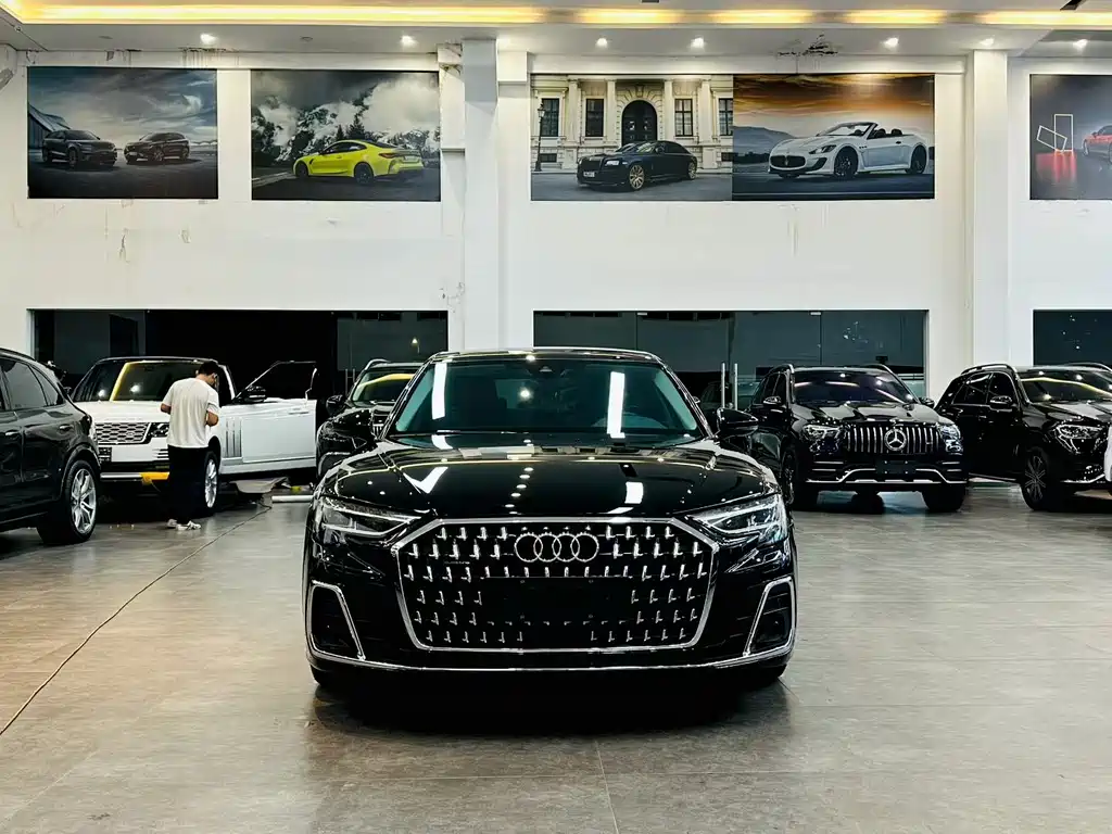 Audi A8 2024