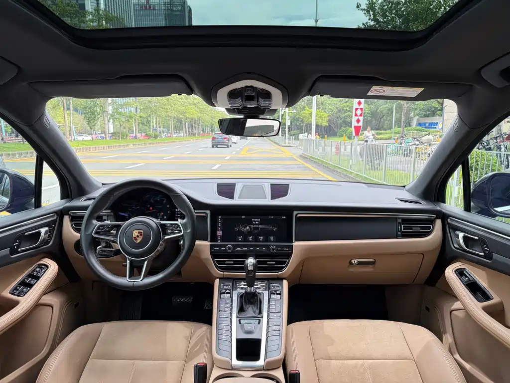 Porsche Macan 2019 — фото 5