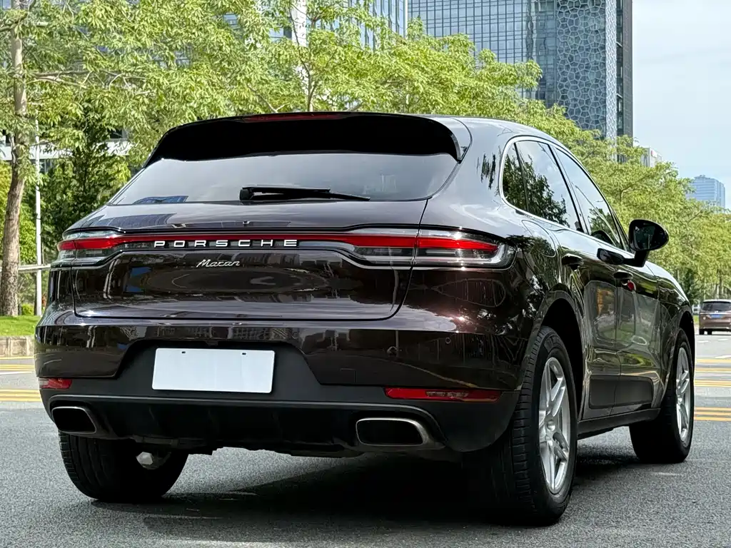 Porsche Macan 2019 — фото 20