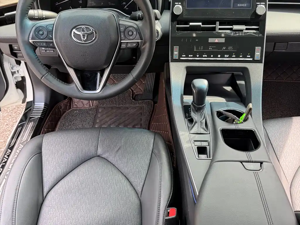 Toyota Avalon 2020
