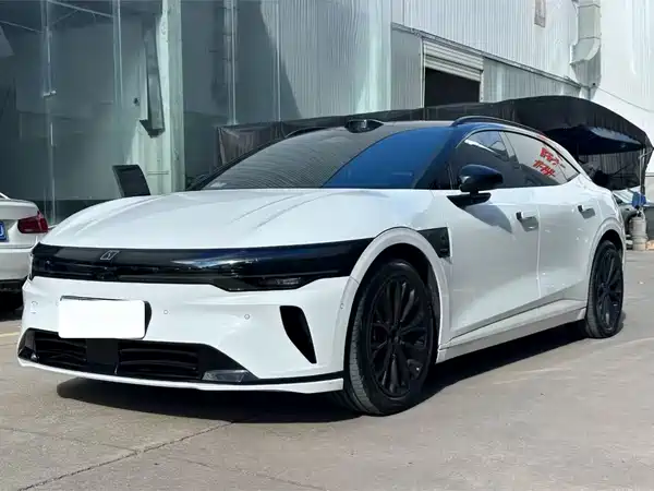 Zeekr 007GT 2025
