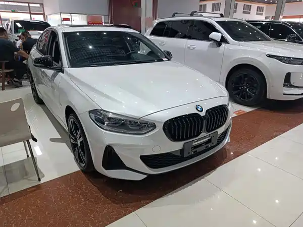 BMW 1 Series 2023