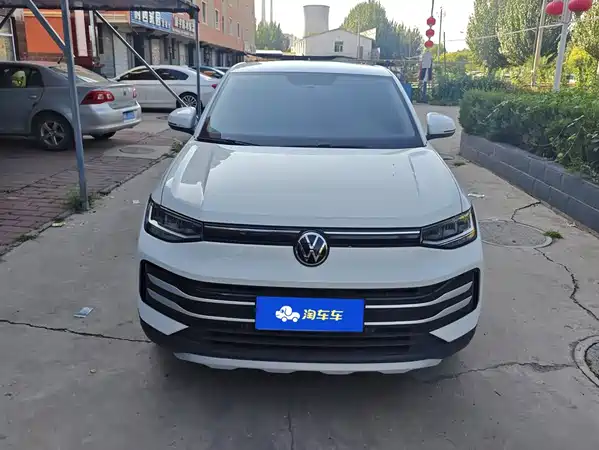 Volkswagen Tharu 2025