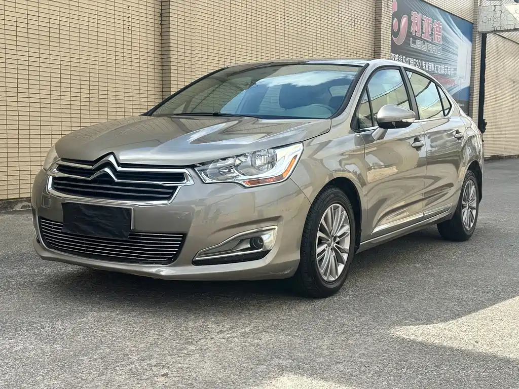 Citroën C4L 2016 — фото 1