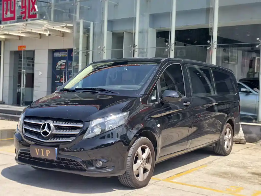 Mercedes-Benz Vito 2018 — фото 1