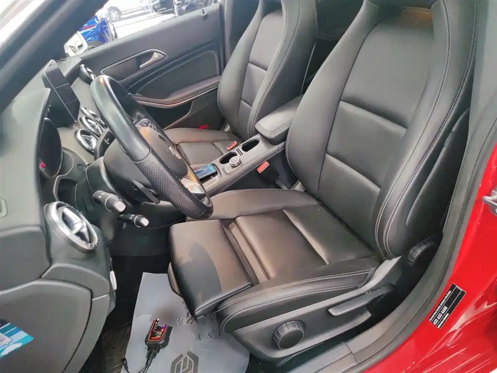 Mercedes-Benz CLA 2018 — фото 15