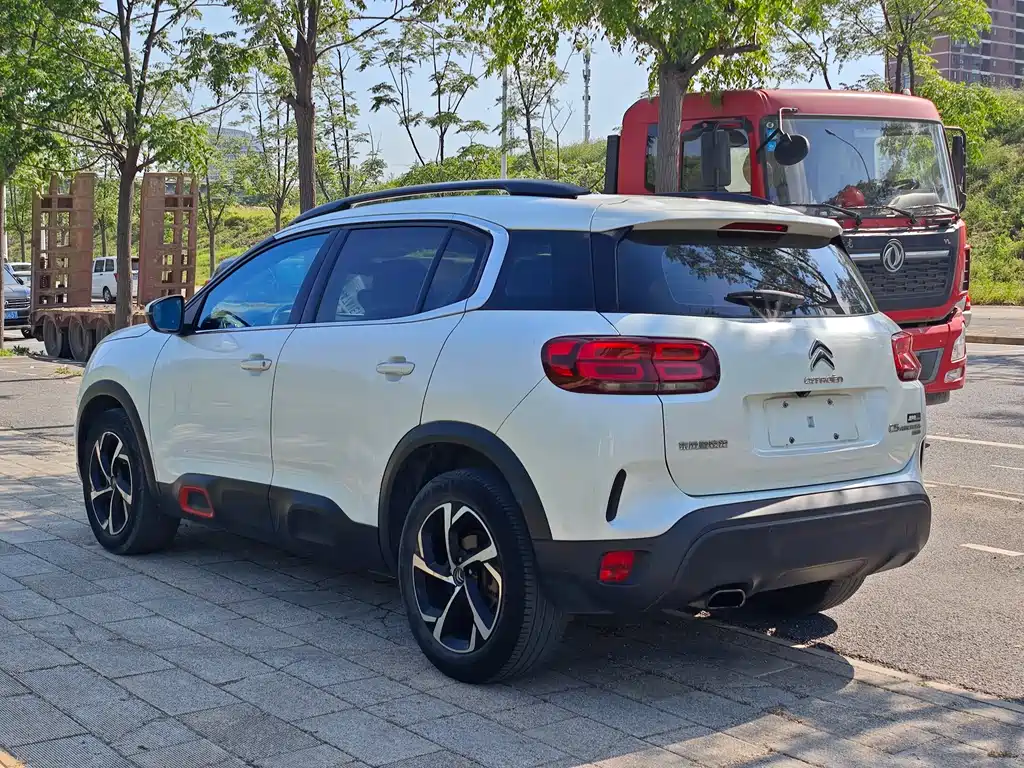 Citroen C5 AIRCROSS 2017 — фото 9
