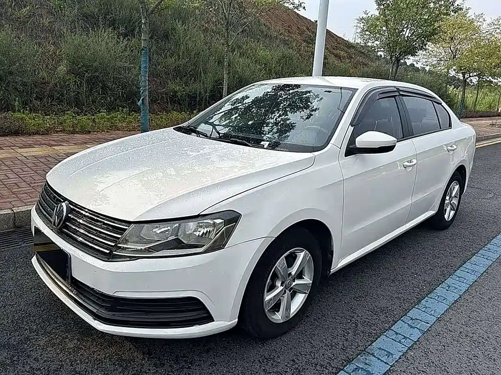 Volkswagen Lavida 2018 — фото 1