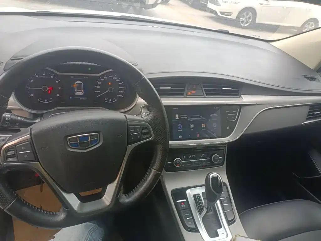 Geely Emgrand GS 2018 — фото 10