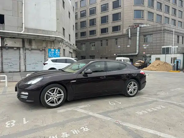 Porsche Panamera 2012