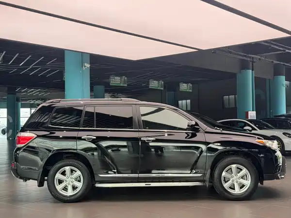 Toyota Highlander 2014