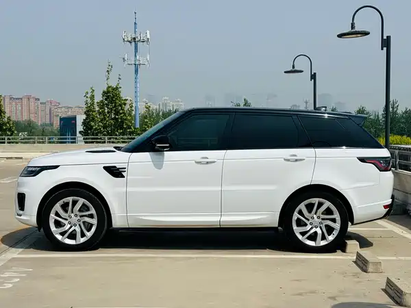 Land Rover Range Rover Sport 2021