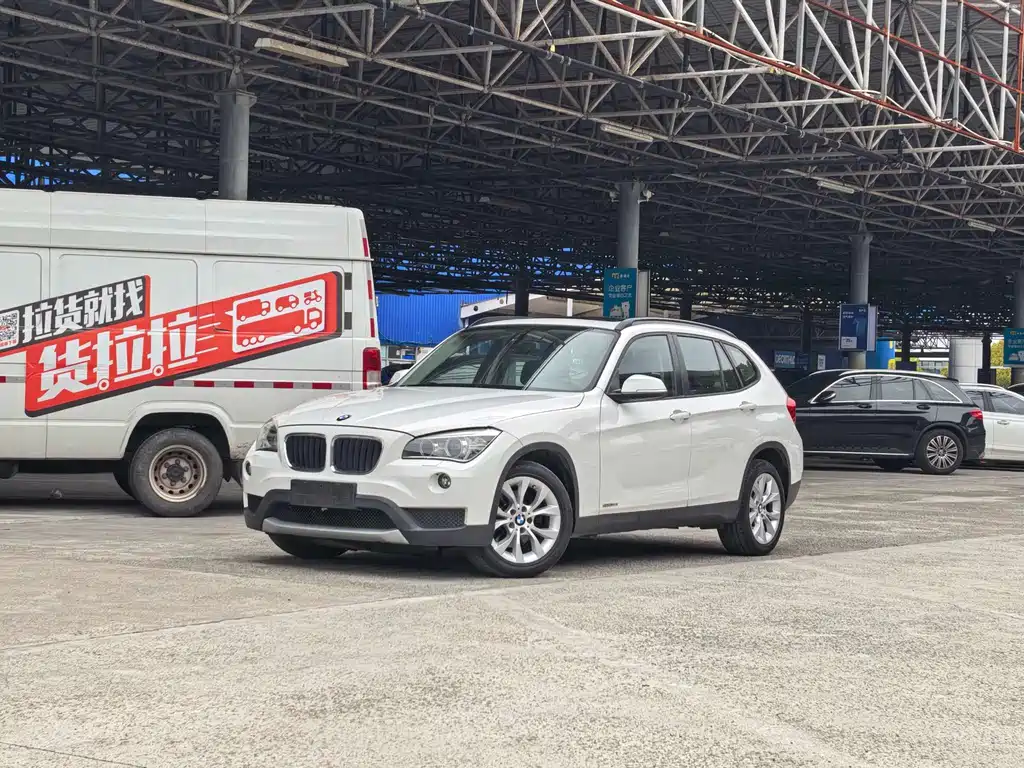 BMW X1 2013 — фото 1