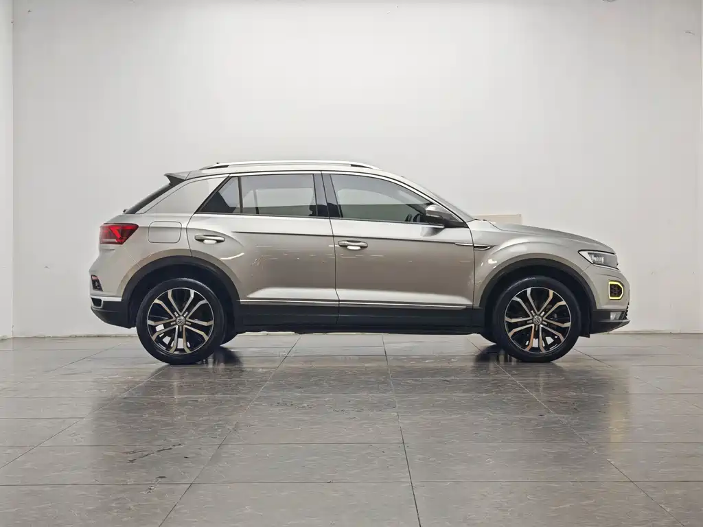 Volkswagen T-Roc 2020 — фото 11