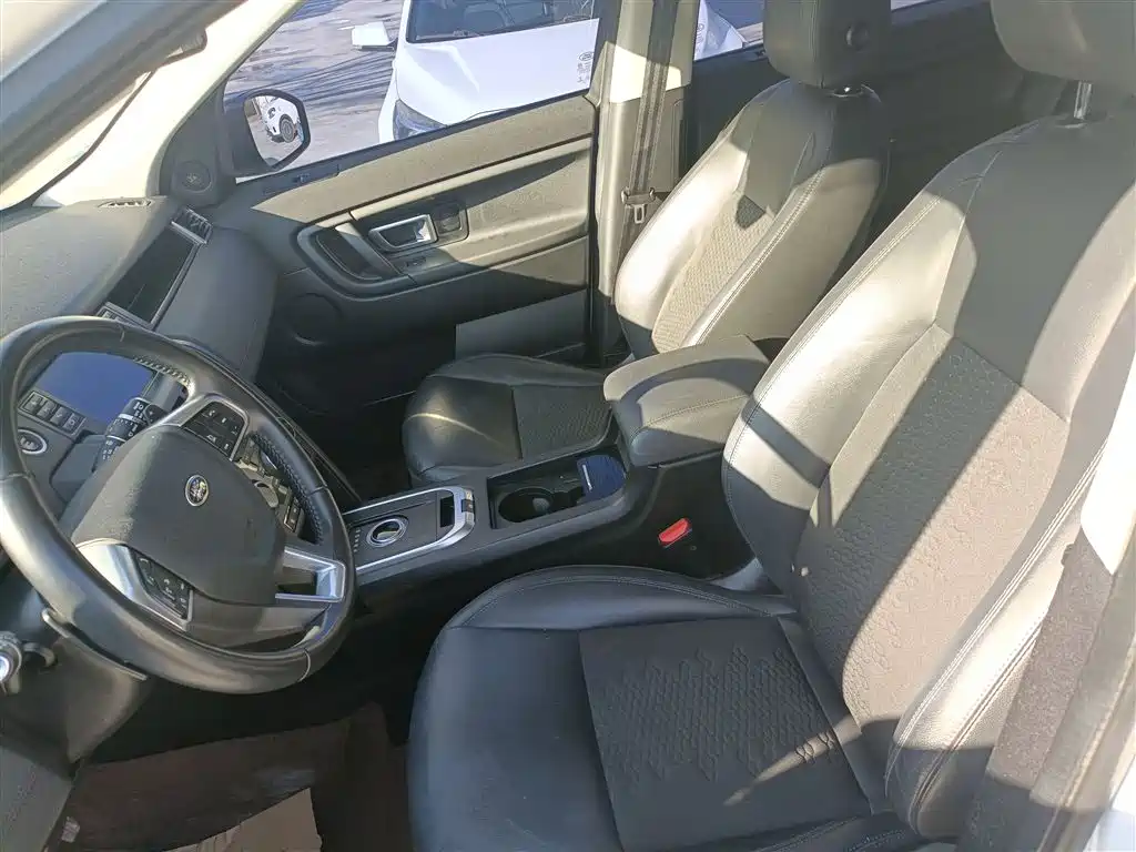 Land Rover Discovery Sport 2019 — фото 15