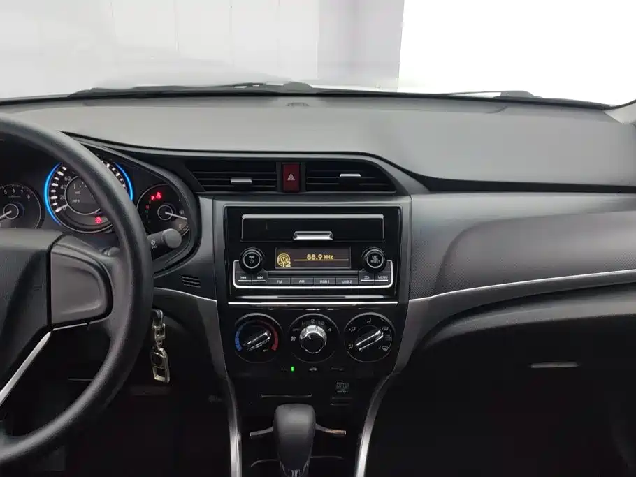 Honda Crider 2017 — фото 13