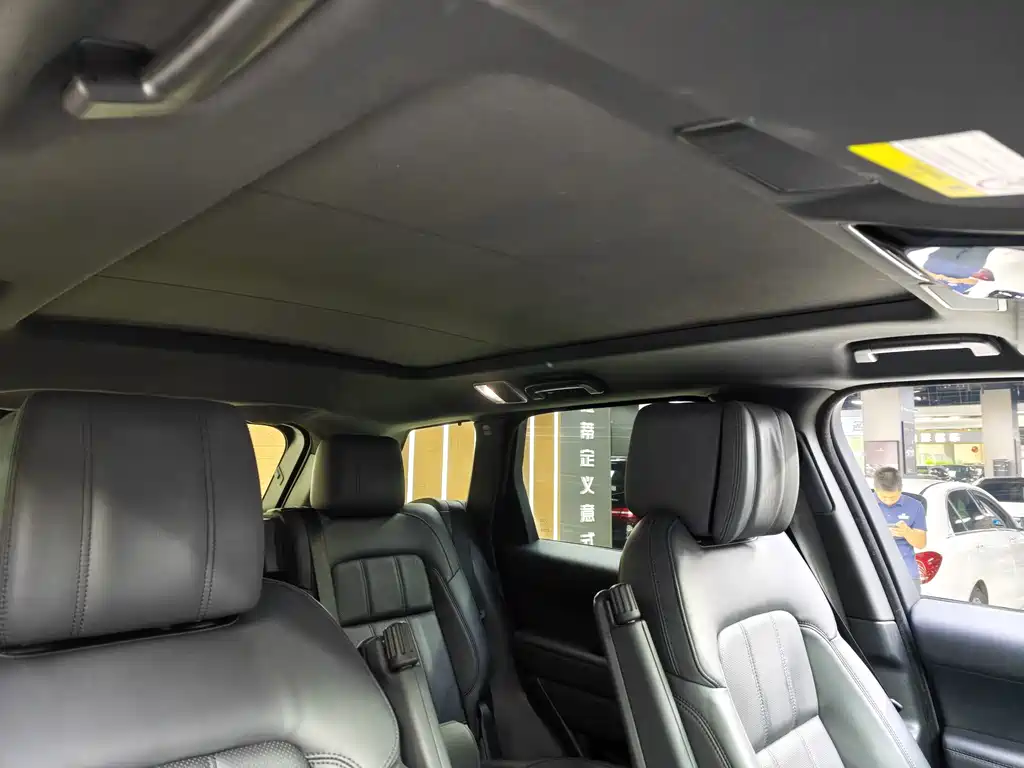 Land Rover Range Rover Sport New Energy 2018 — фото 17