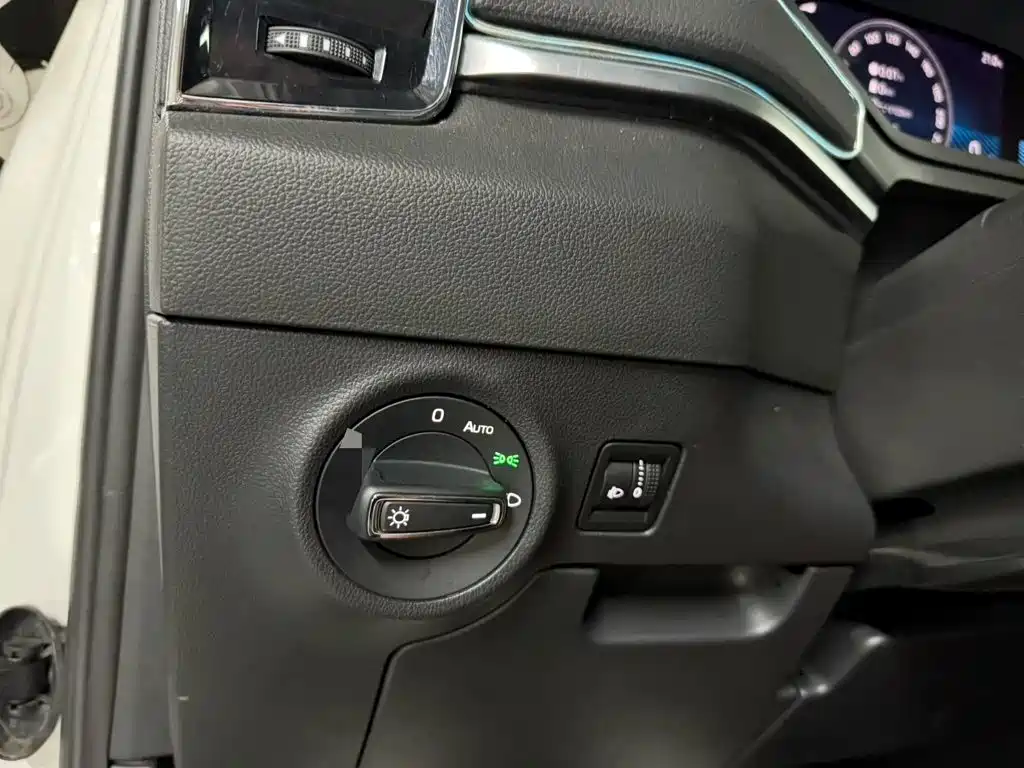 Skoda Karoq 2022 — фото 8