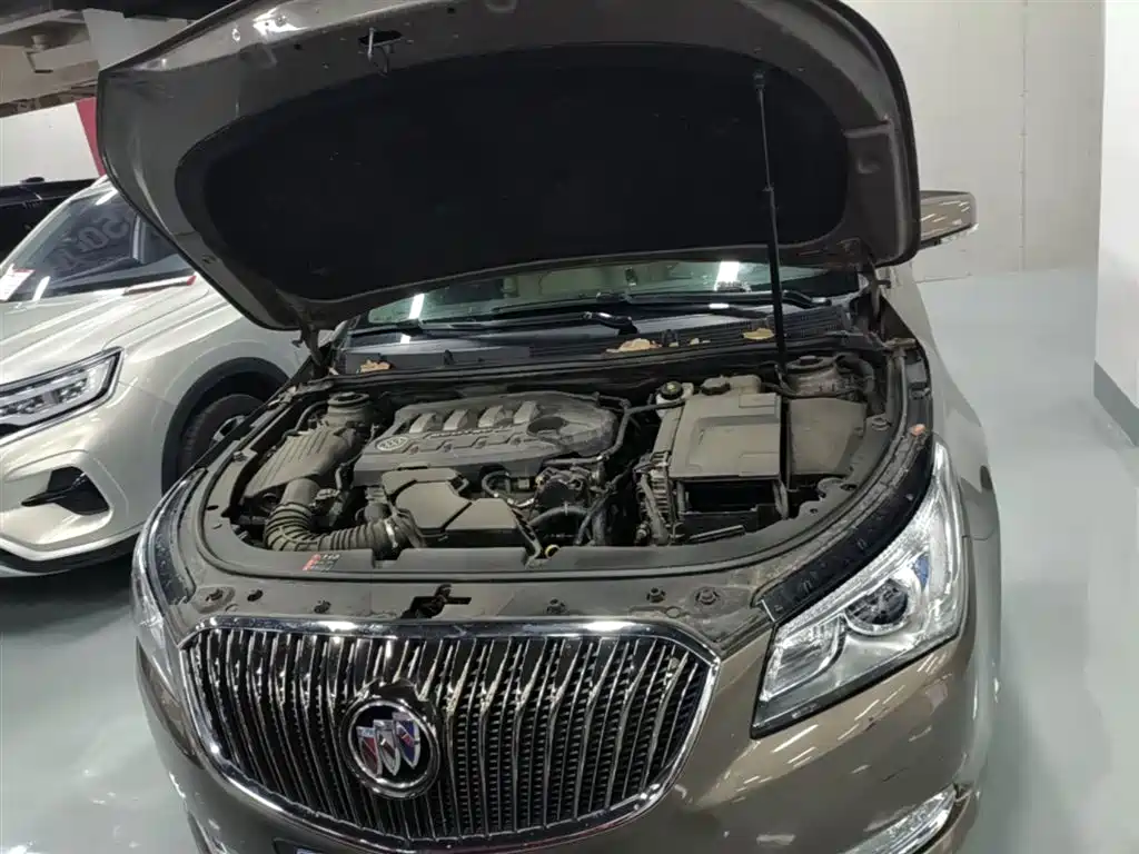 Buick LaCrosse 2016 — фото 20