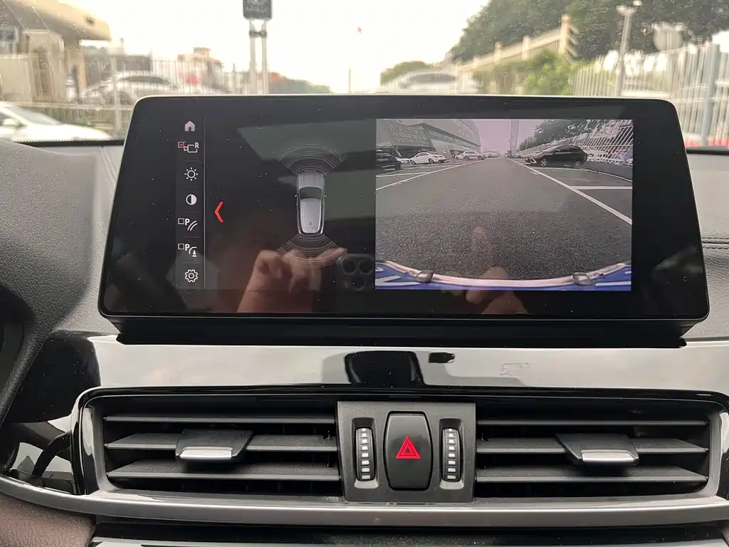 BMW X2 2021 — фото 16
