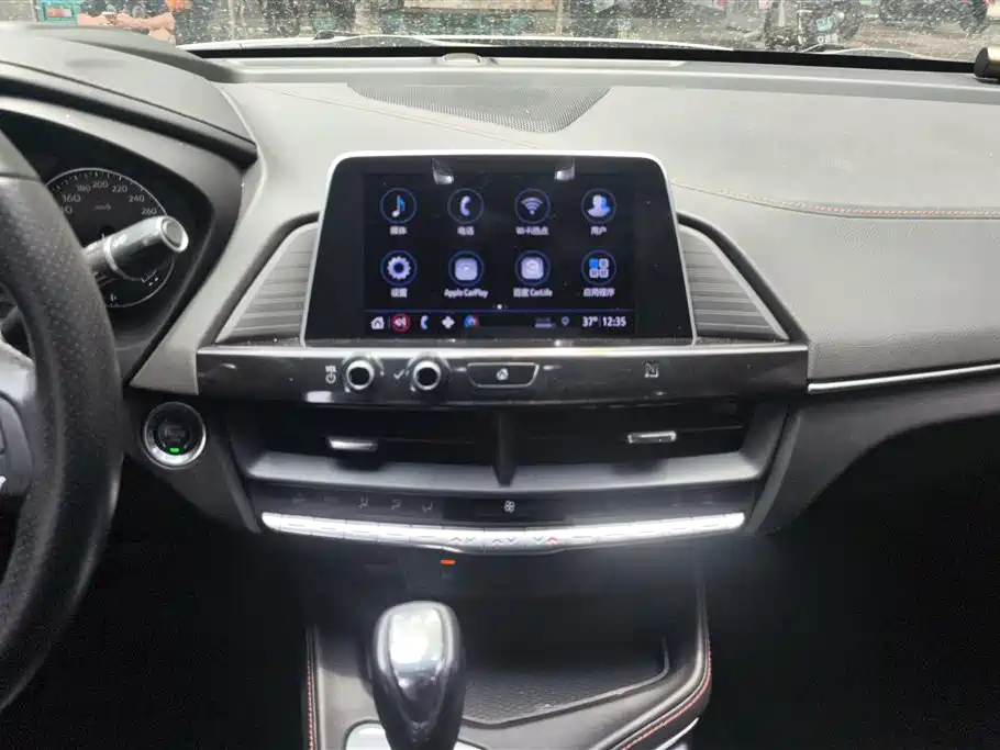 Cadillac CT4 2020 — фото 13