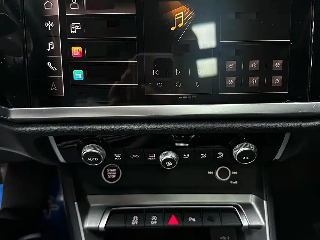 Audi Q3 2022 — фото 15