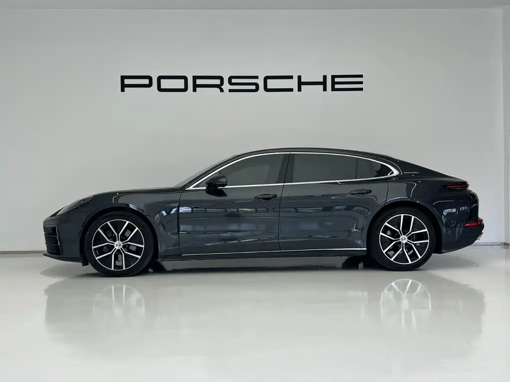 Porsche Panamera 2025 — фото 2