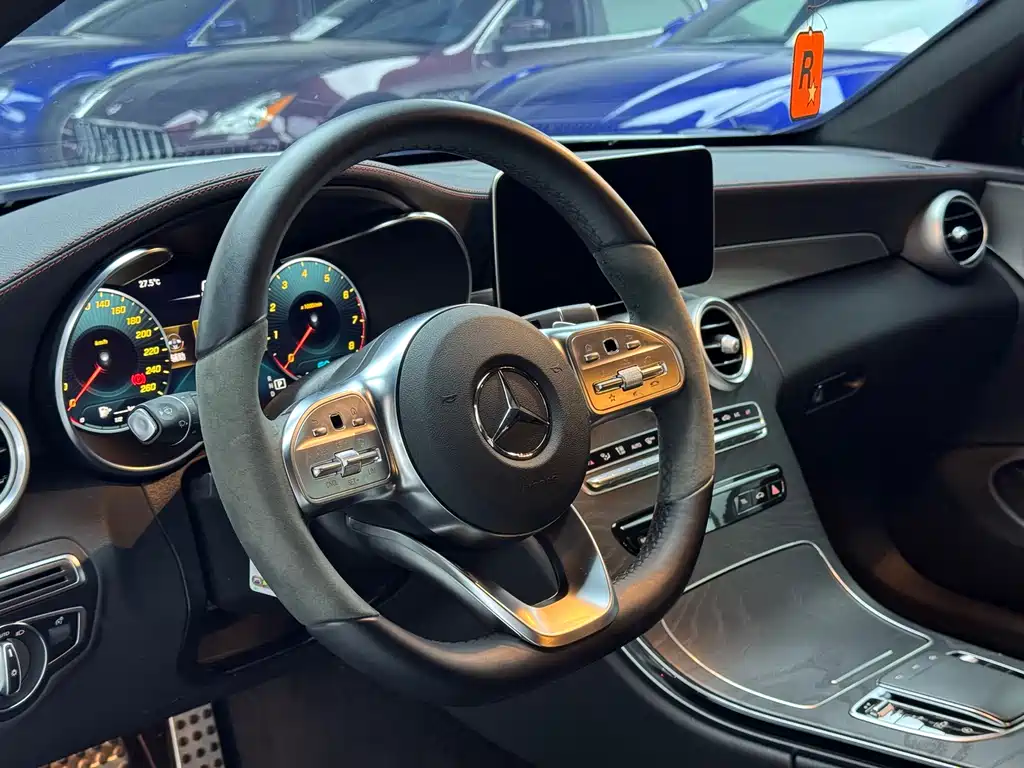 Mercedes-Benz C-Class 2023
