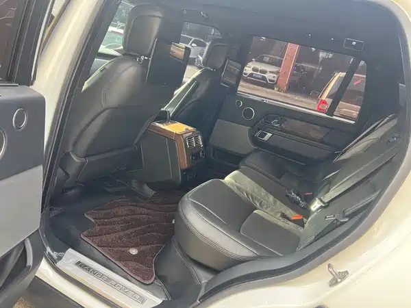 Land Rover Range Rover 2018
