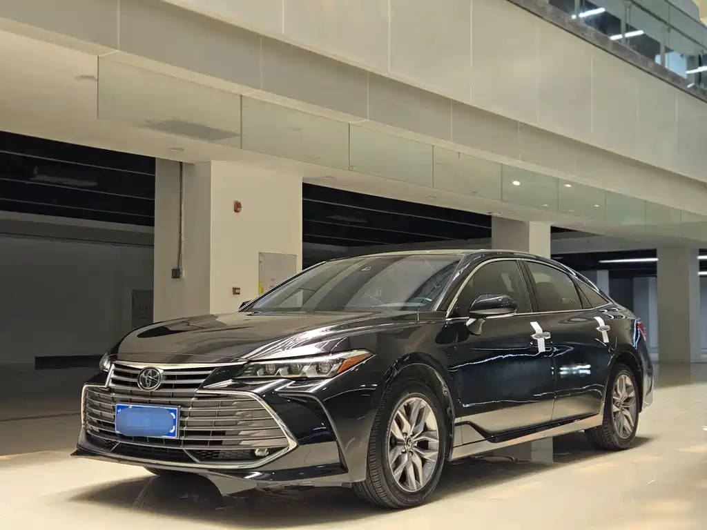 Toyota Avalon 2021 — фото 1
