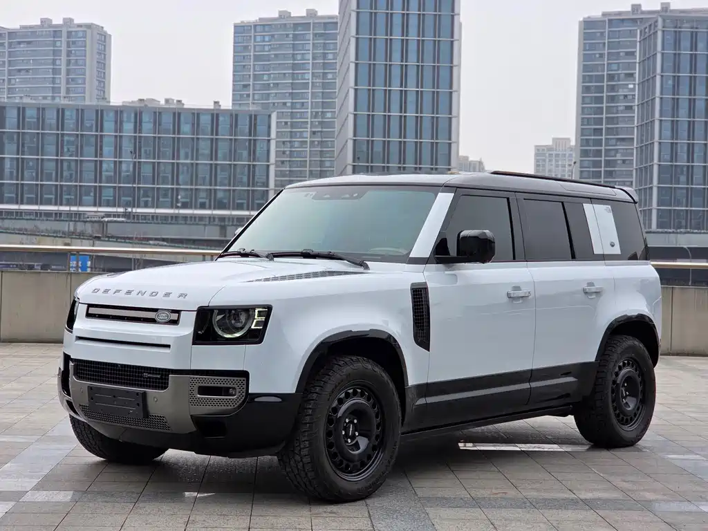 Land Rover Defender 2023 — фото 1