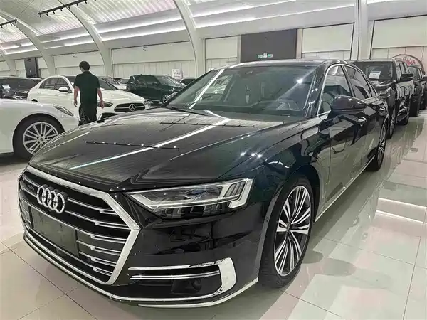 Audi A8 2022