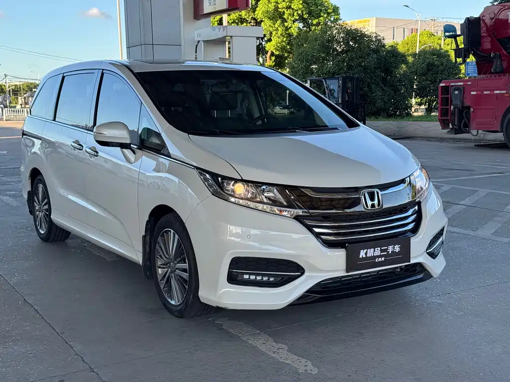 Honda Odyssey 2019 — фото 3