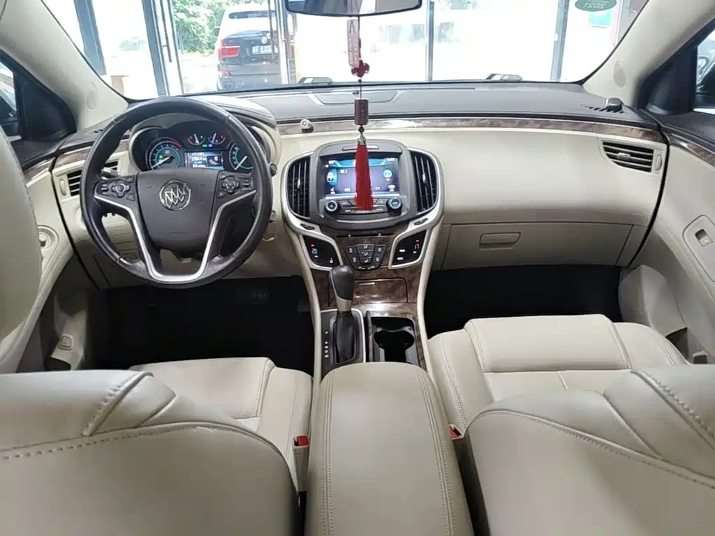 Buick LaCrosse 2014 — фото 10