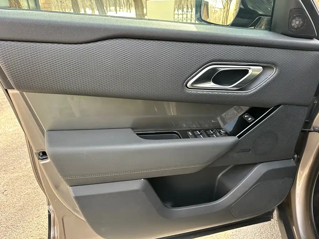 Land Rover Velar 2019 — фото 19