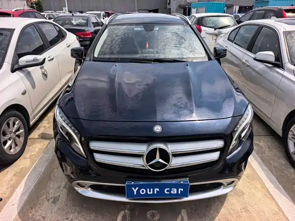 Mercedes-Benz GLA 2015