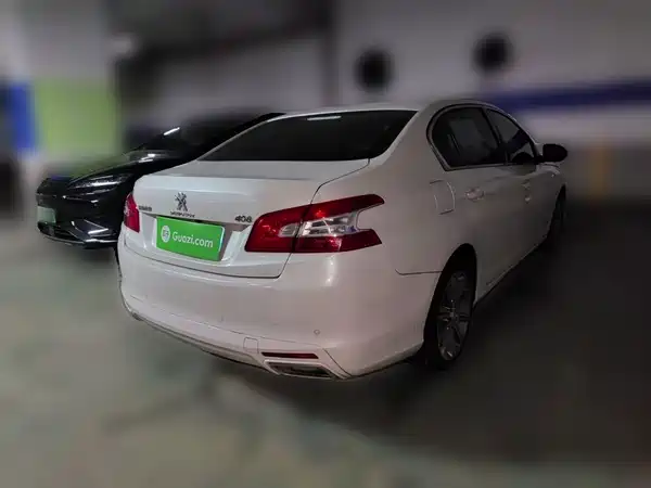 Peugeot 408 2016