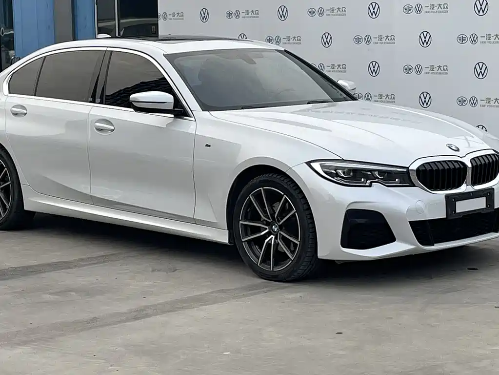 BMW 3 Series 2022