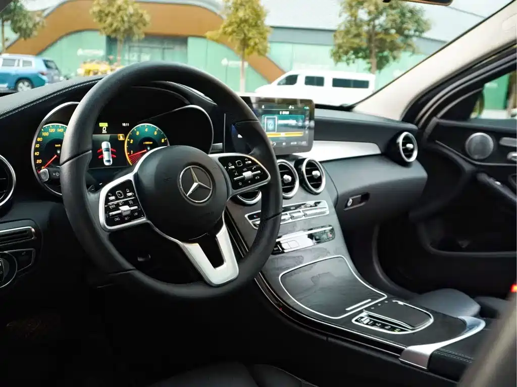 Mercedes-Benz C-Class 2019