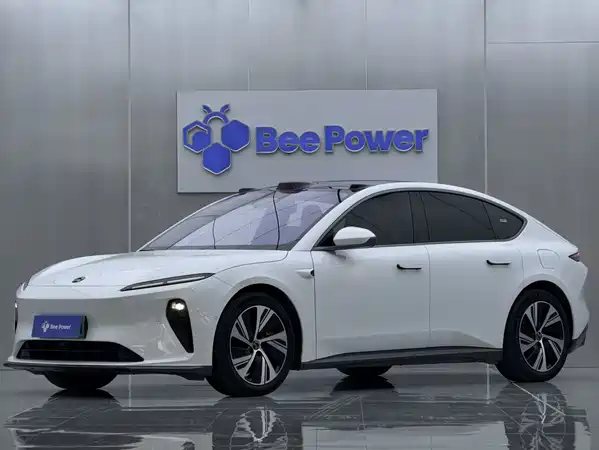 NIO ET5 2022