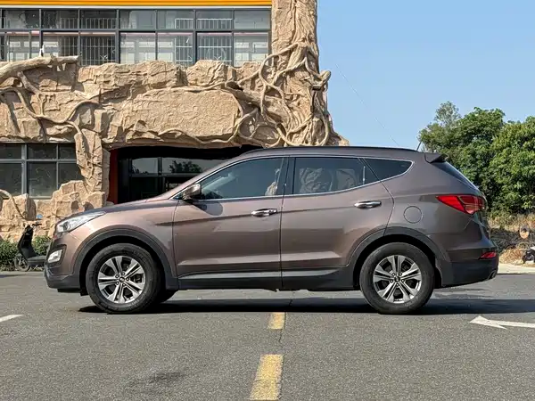 Hyundai Santa Fe 2016