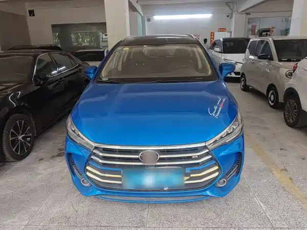 BYD Song MAX 2017