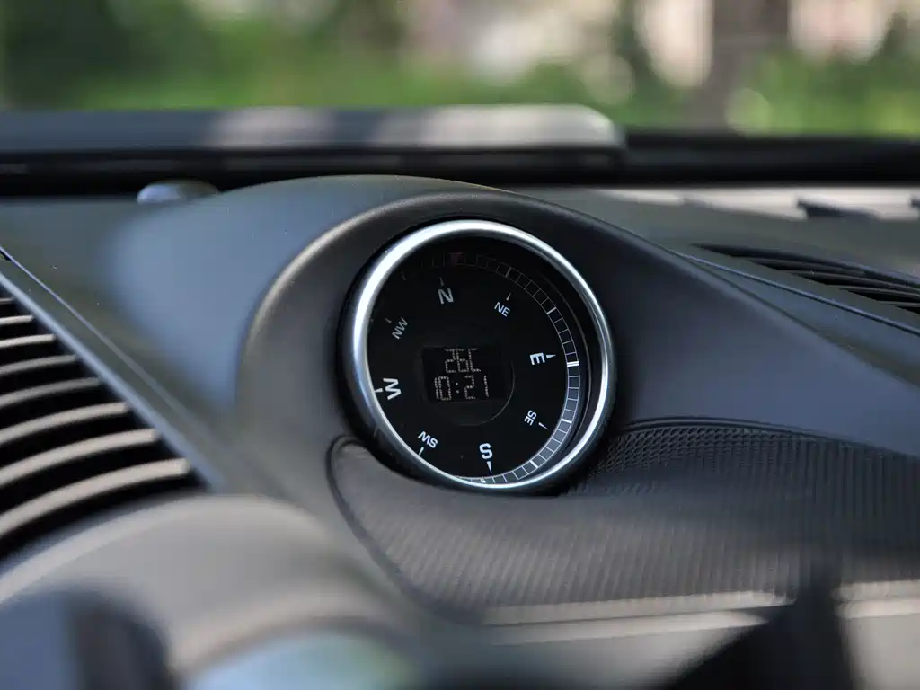 Porsche Cayenne 2017 — фото 10