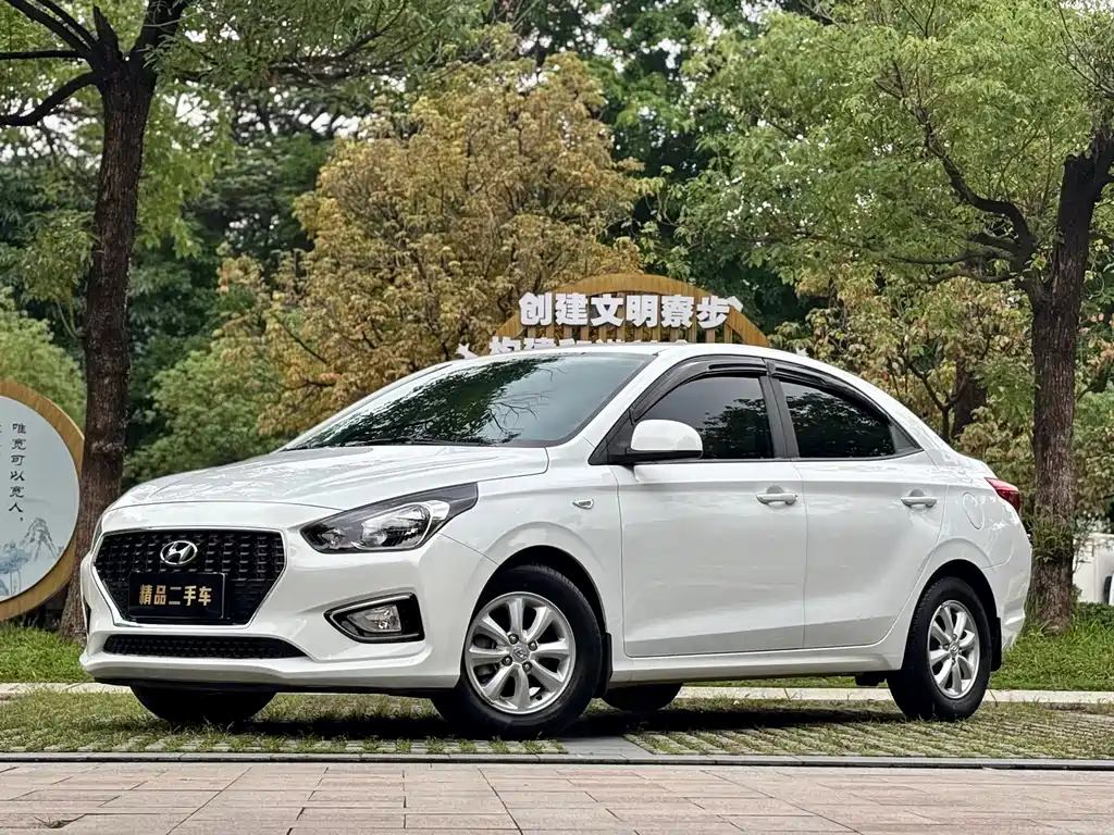 Hyundai Verna 2017